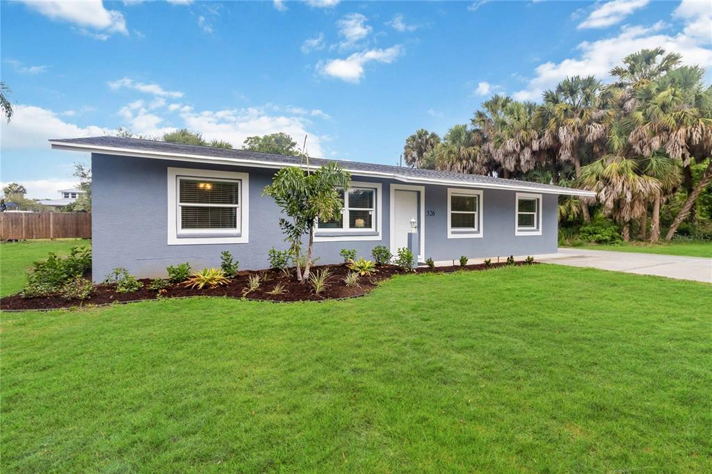 526 Conrad Road Venice, FL 34293 - Photo 1 of 27