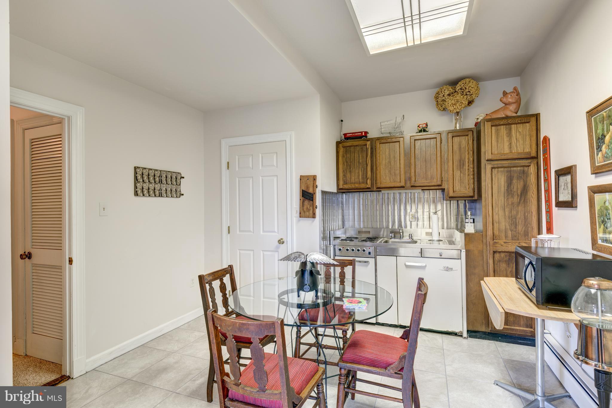 1120 Silver Run Valley Road Westminster, MD 21158 - Photo 23 of 38 Full kitchen in guest quarters
