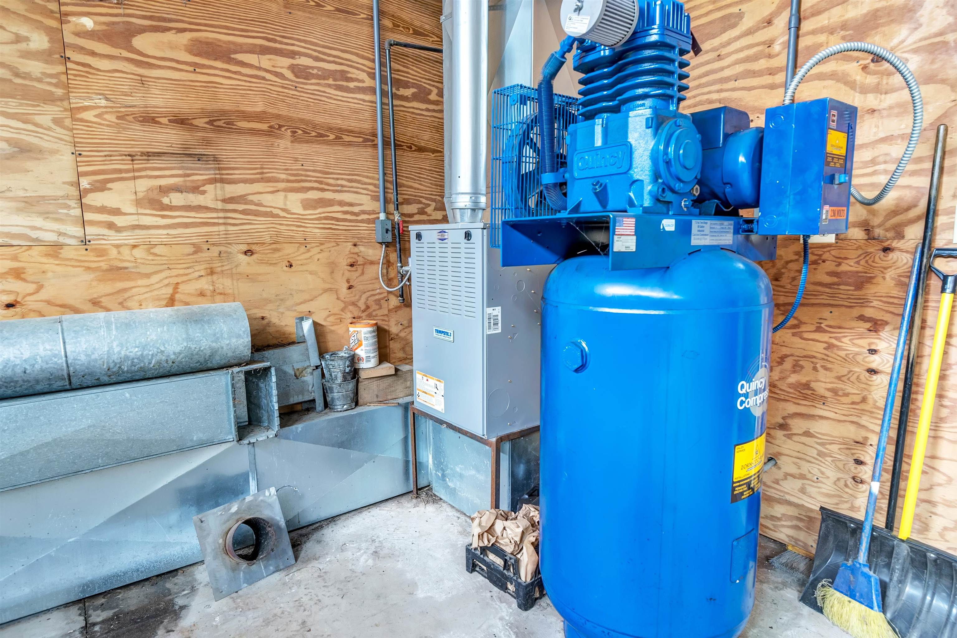 N2304 Highway 55 Pulaski, WI 54162 - Photo 21 of 30