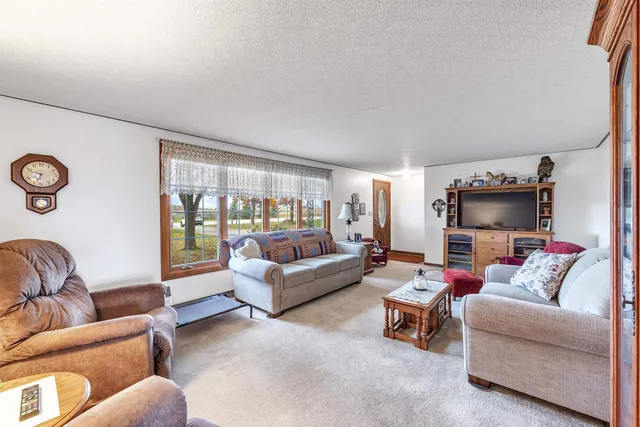 $450,000 | N2304 Highway 55, Pulaski, WI 54162