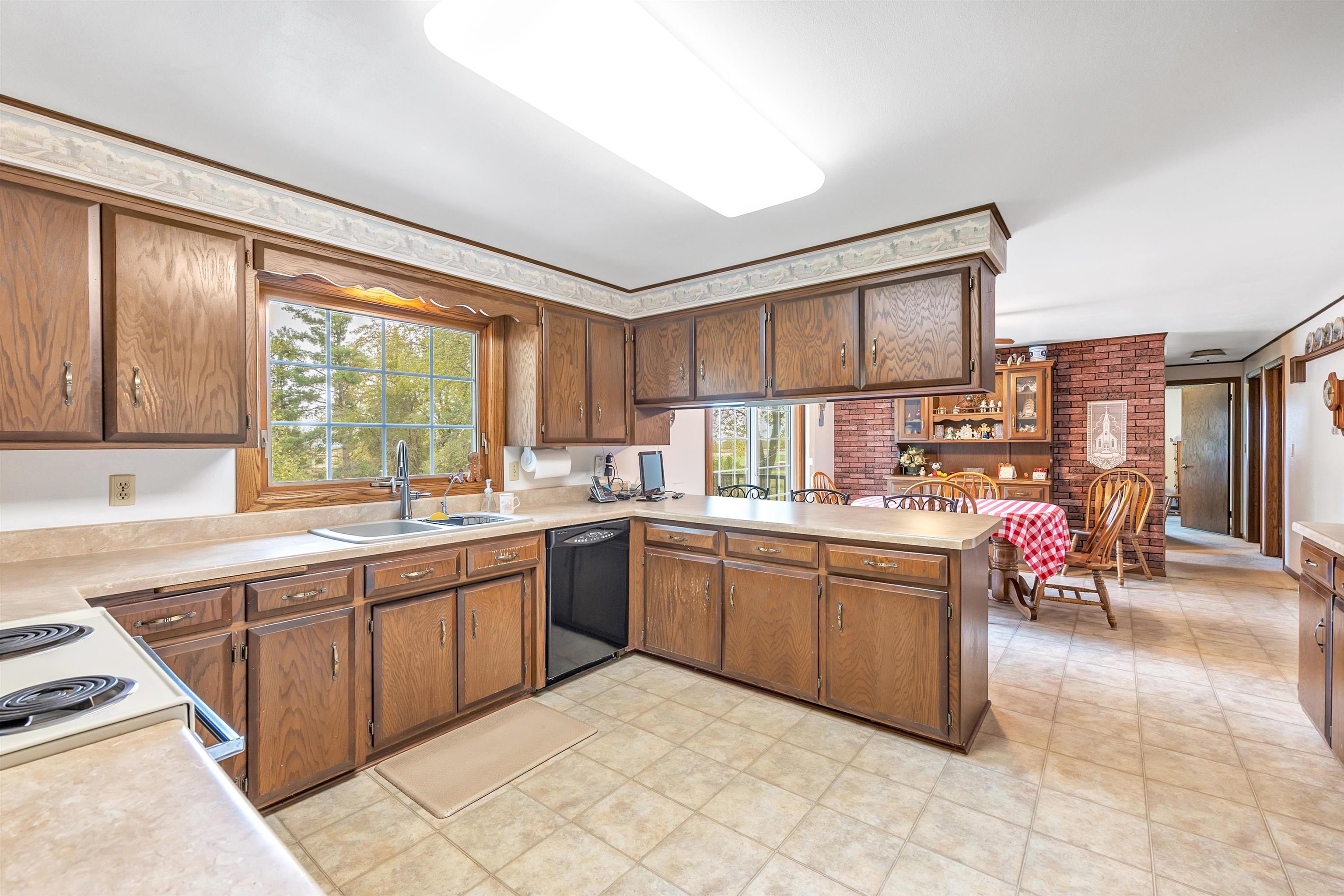 N2304 Highway 55 Pulaski, WI 54162 - Photo 8 of 30