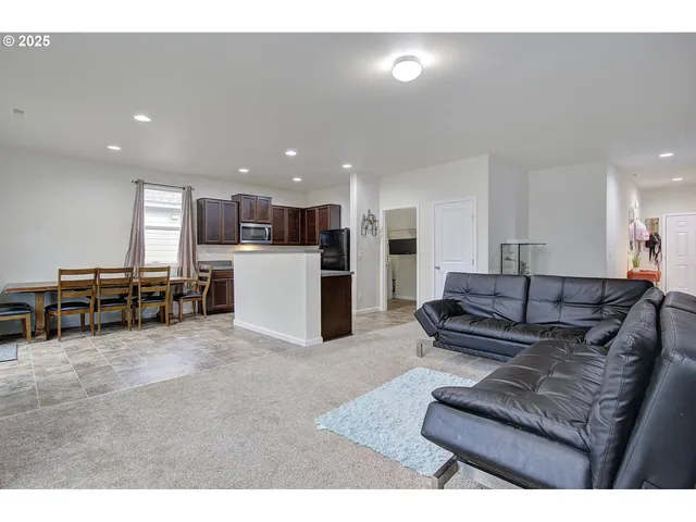 $425,000 | 336 York Street, Woodland, WA 98674