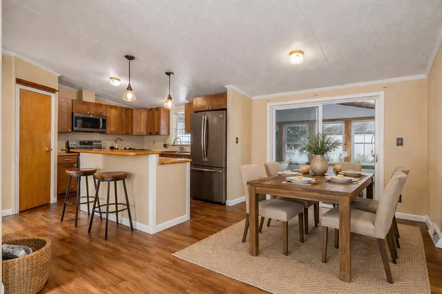 $315,000 | 45 Oak Drive, North Hampton, NH 03862