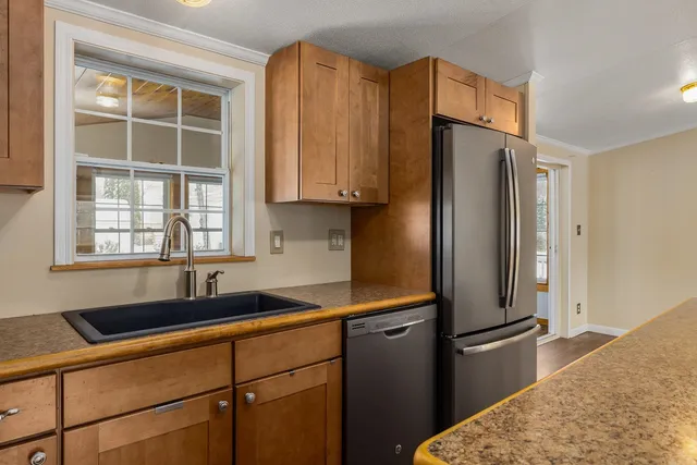 $315,000 | 45 Oak Drive, North Hampton, NH 03862