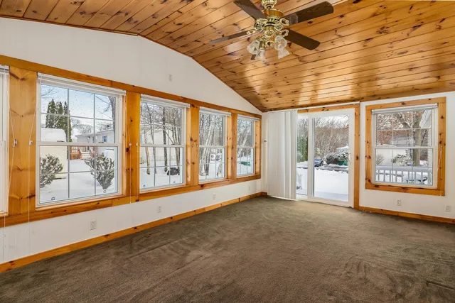 $315,000 | 45 Oak Drive, North Hampton, NH 03862