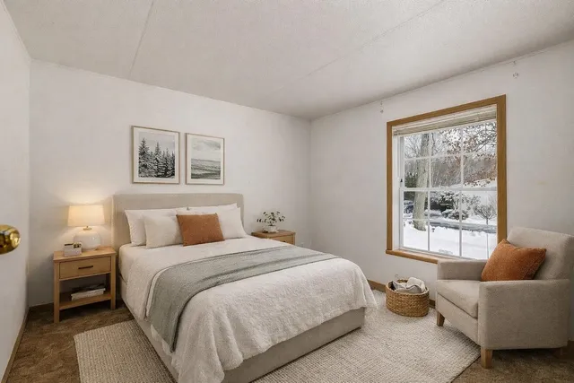 $315,000 | 45 Oak Drive, North Hampton, NH 03862