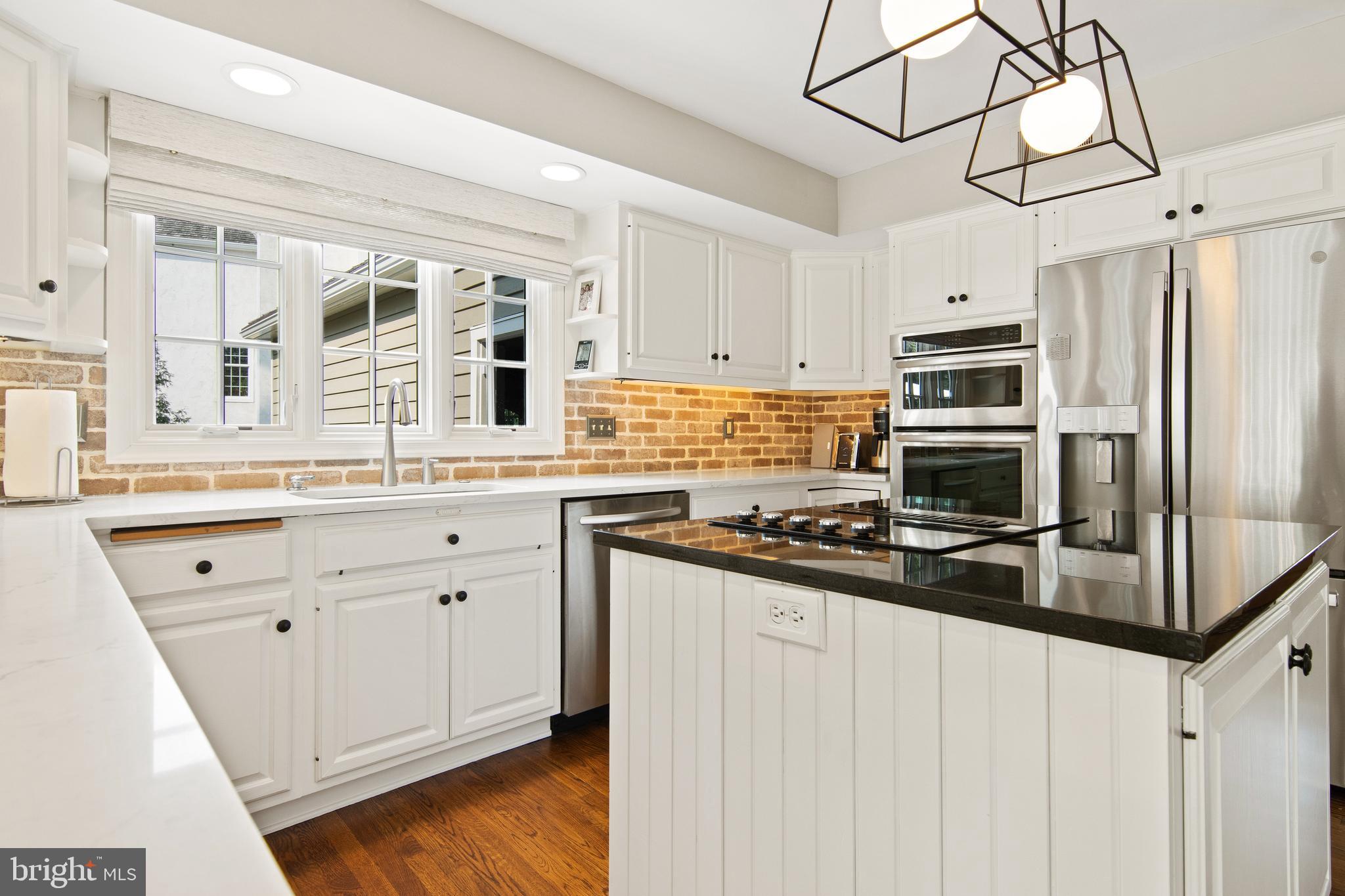 231 Ravenscliff Road Wayne, PA 19087 - Photo 22 of 71 Stainless appliances