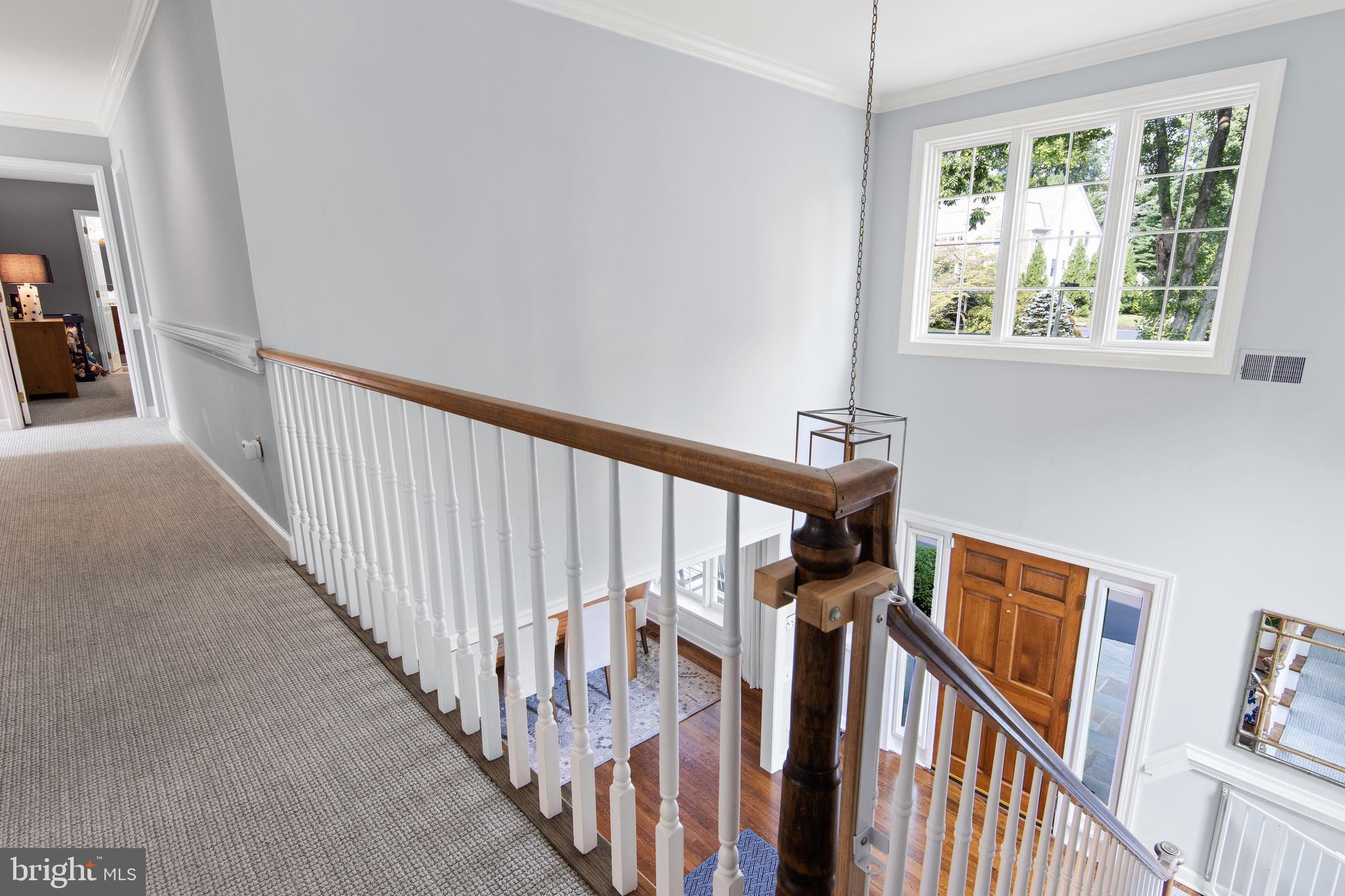 231 Ravenscliff Road Wayne, PA 19087 - Photo 41 of 71 Bright 2nd floor Hallway overlooks Entrance Hall