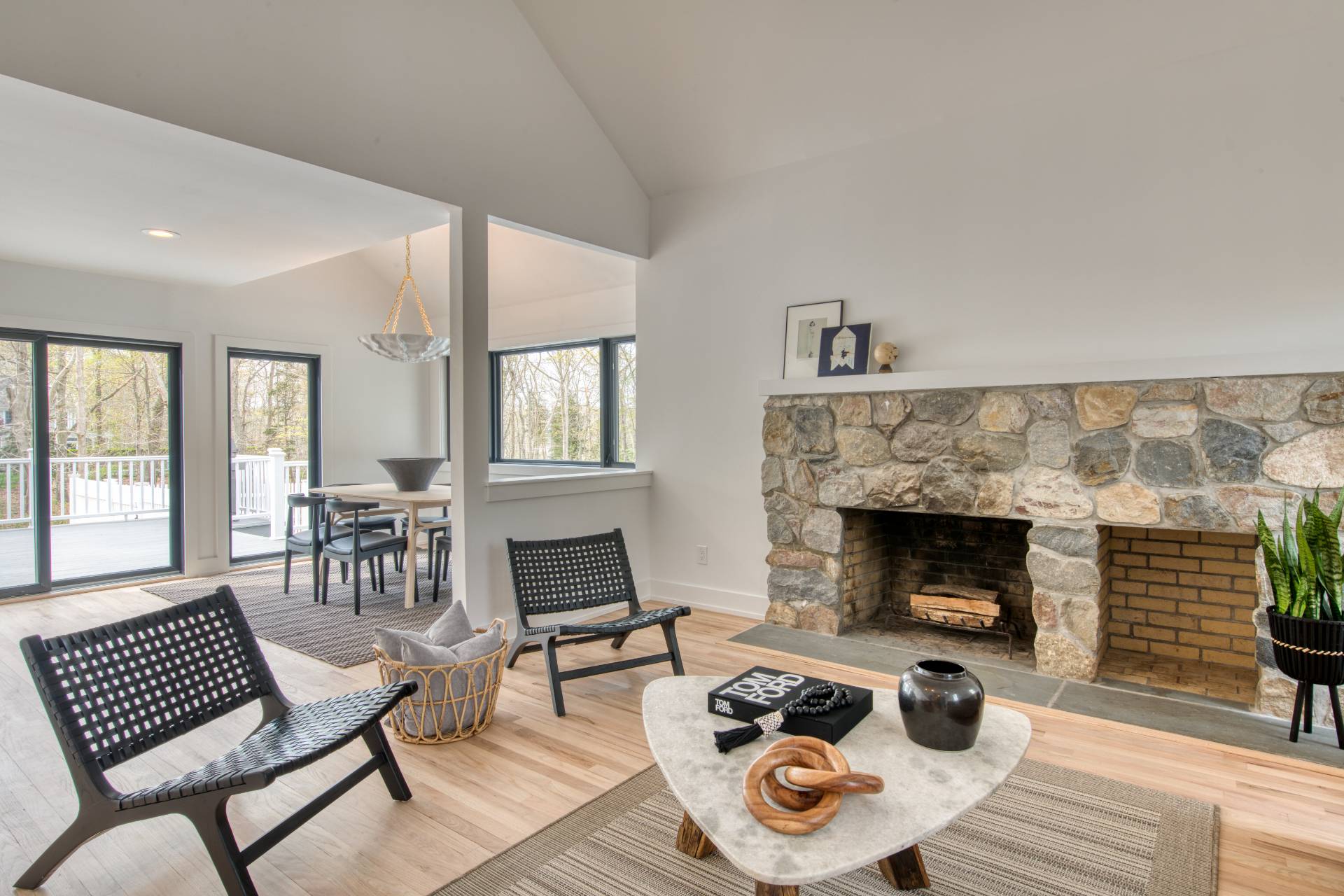 21 Stock Farm Lane Sag Harbor, NY 11963 - Photo 4 of 19