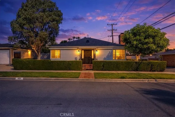 $875,000 | 421 East Roosevelt Road, Long Beach, CA 90807