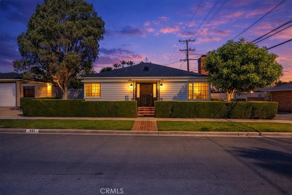 421 East Roosevelt Road Long Beach, CA 90807 - Photo 1 of 18