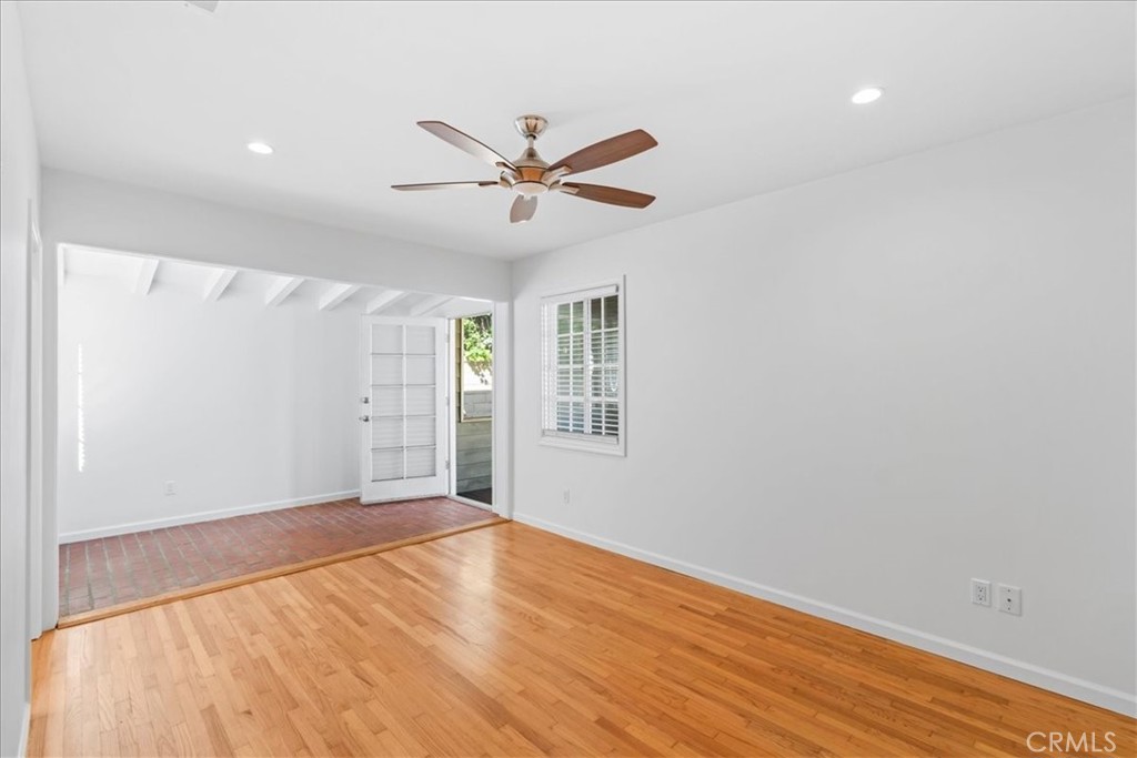 421 East Roosevelt Road Long Beach, CA 90807 - Photo 14 of 18