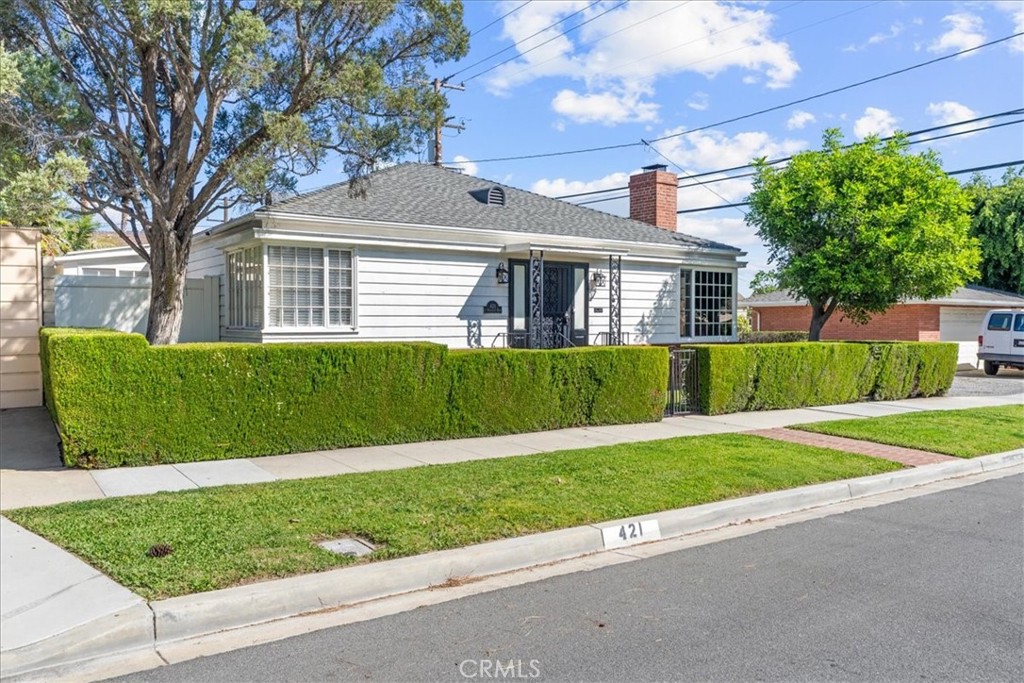 421 East Roosevelt Road Long Beach, CA 90807 - Photo 3 of 18