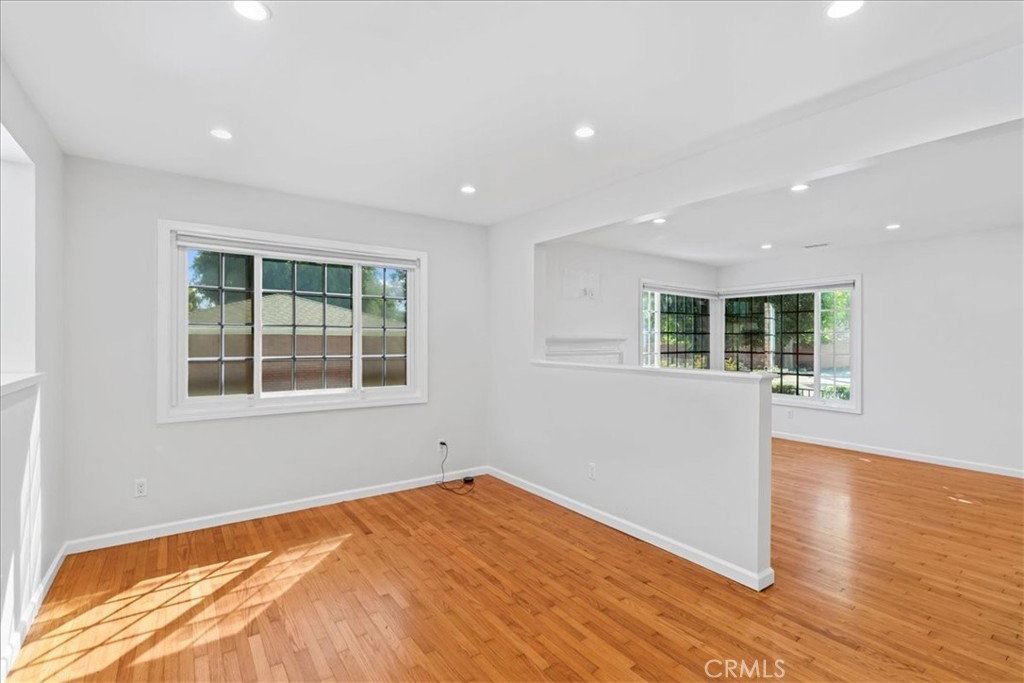 421 East Roosevelt Road Long Beach, CA 90807 - Photo 7 of 18