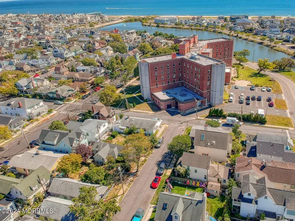 $2,500 | 82 Inskip Avenue, Ocean Grove, NJ 07756