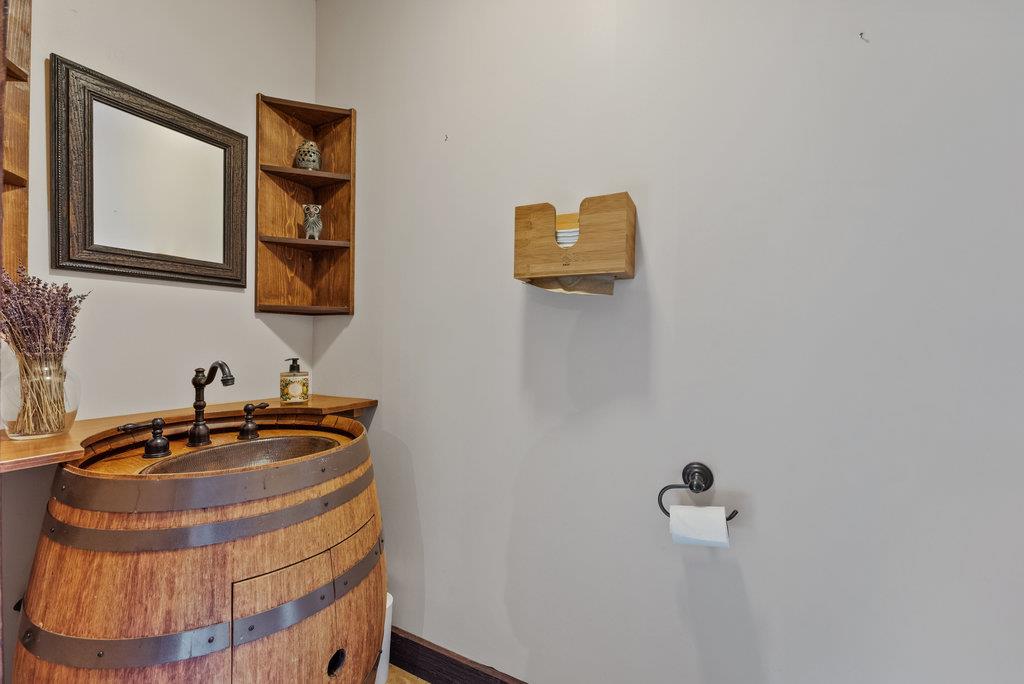 780 Calabasas Road Watsonville, CA 95076 - Photo 32 of 54