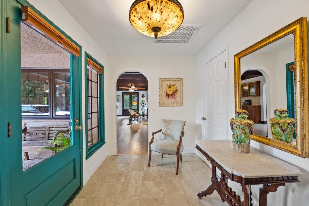 780 Calabasas Road Watsonville, CA 95076 - Photo 4 of 54