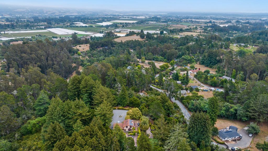 780 Calabasas Road Watsonville, CA 95076 - Photo 51 of 54