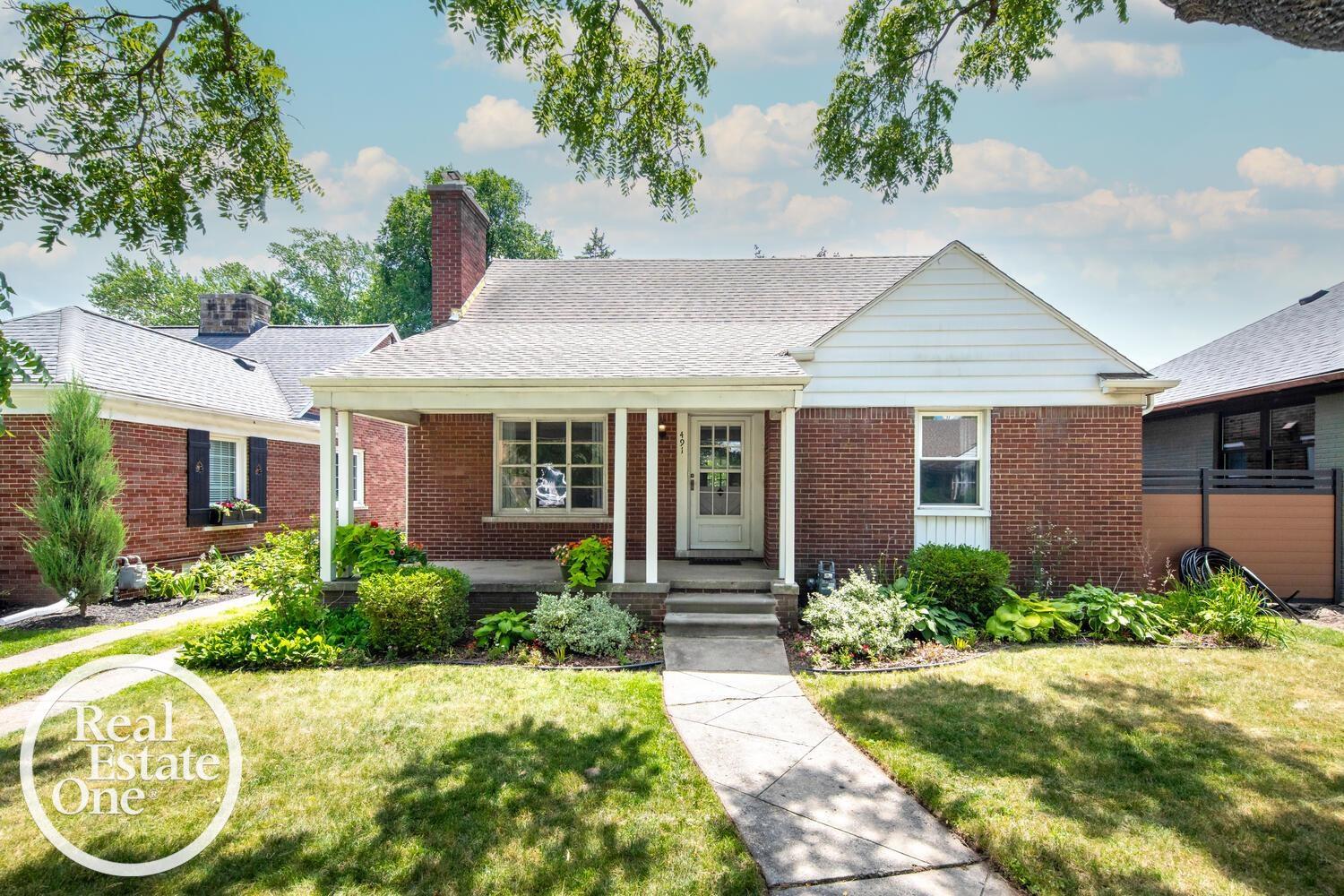 491 Bournemouth Road Grosse Pointe, MI 48236 - Photo 23 of 23 50180163-3c5d9d93-3472-4b5d-94a7-144b6fcae42e.JPG