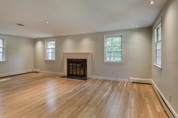 14 Suzanne Road Lexington, MA 02420 - Photo 10 of 19 Gallery Image 10