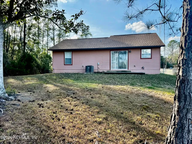 $179,000 | 146 Tyler Avenue, Interlachen, FL 32148