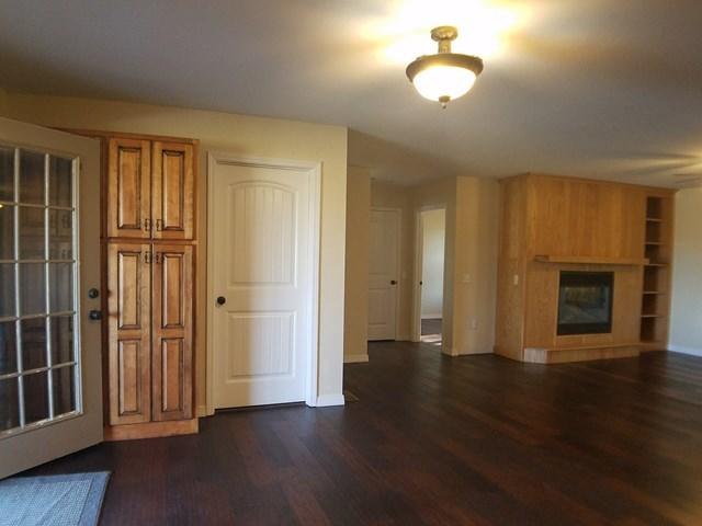 667 Low Gap Road Sparta, TN 38583 - Photo 8 of 34 Dining Area