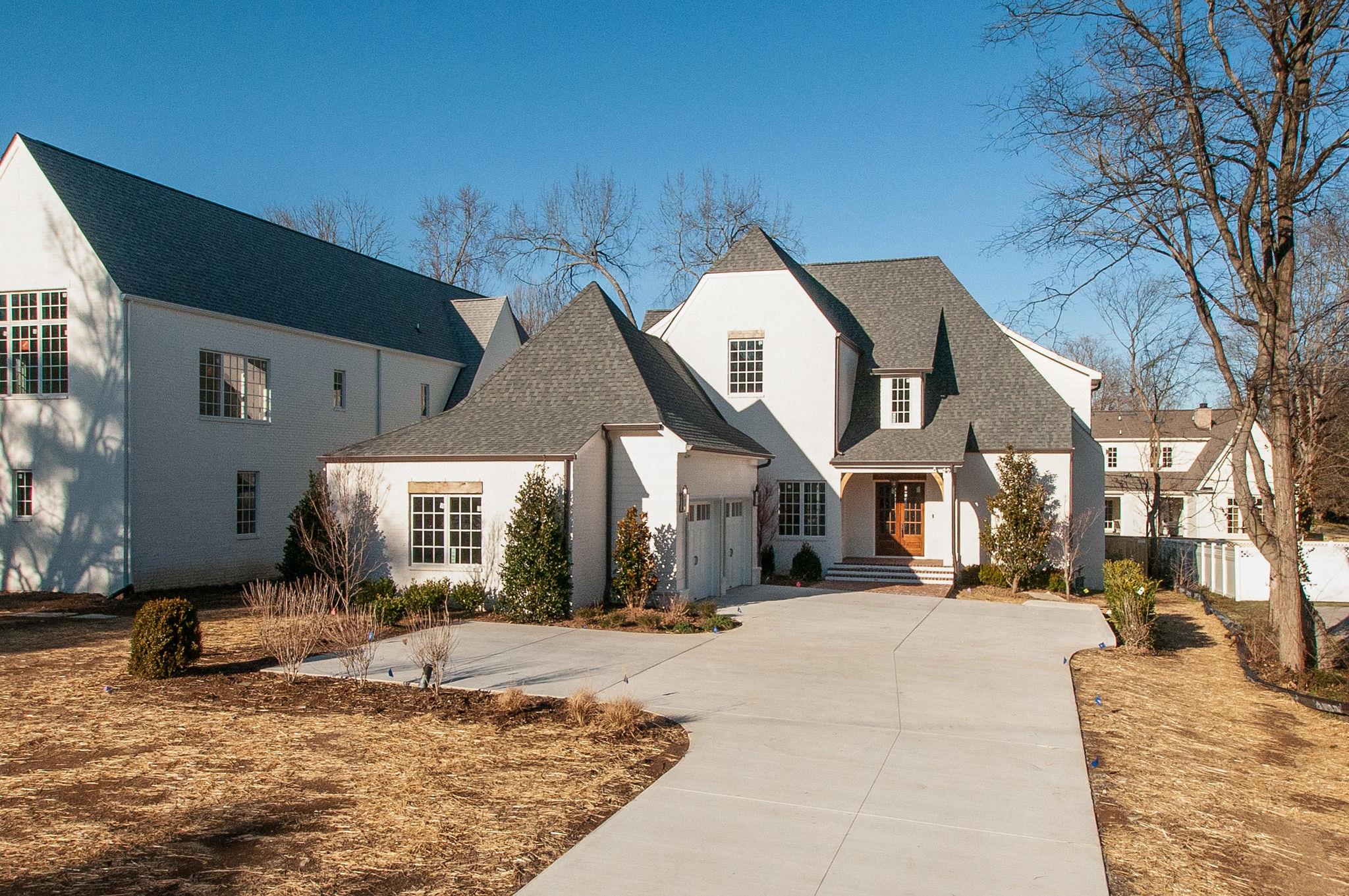 154 B Cheek Road Nashville, TN 37205 - Photo 2 of 28 Gallery Image 2