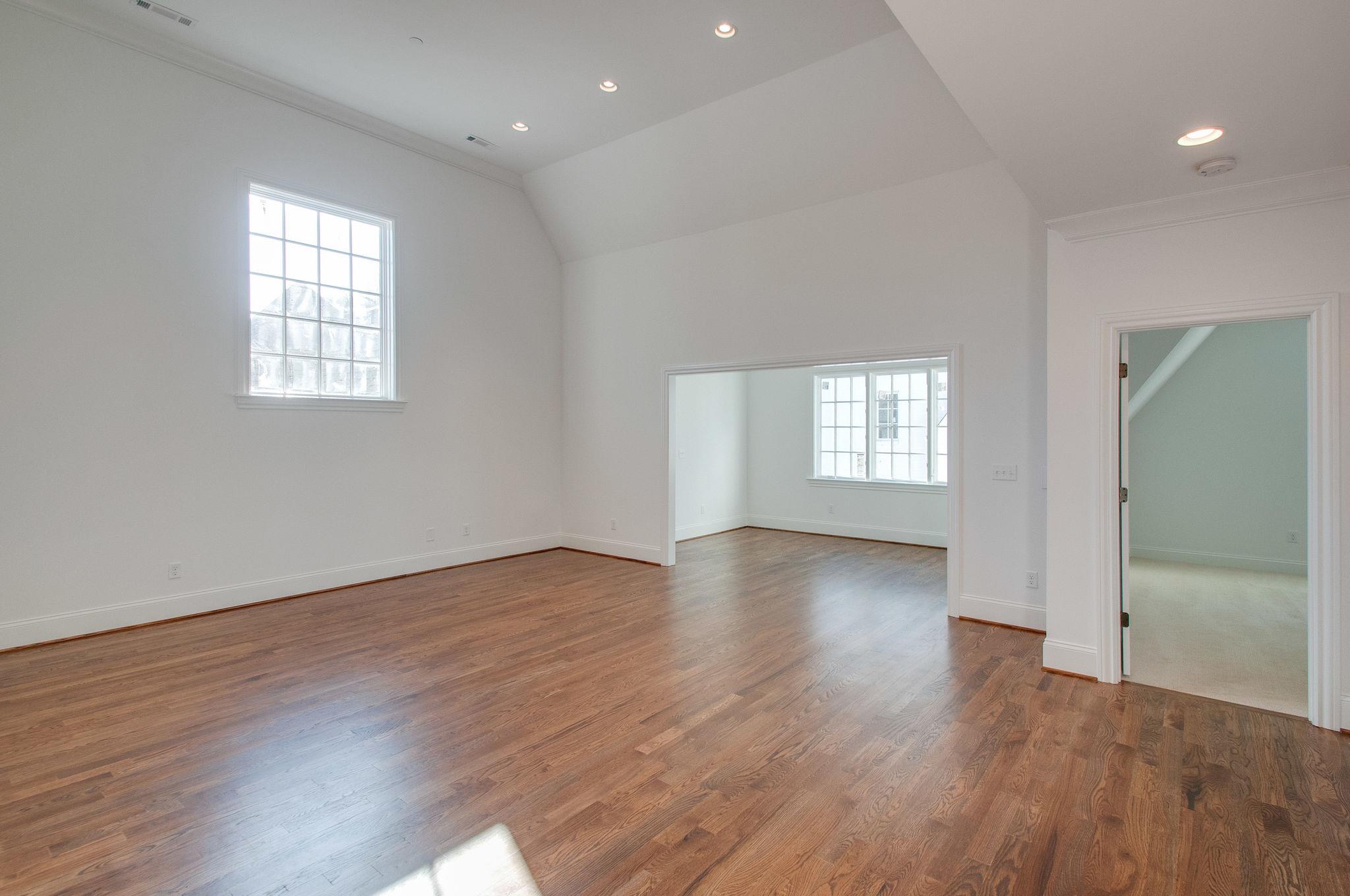 154 B Cheek Road Nashville, TN 37205 - Photo 19 of 28 Gallery Image 19