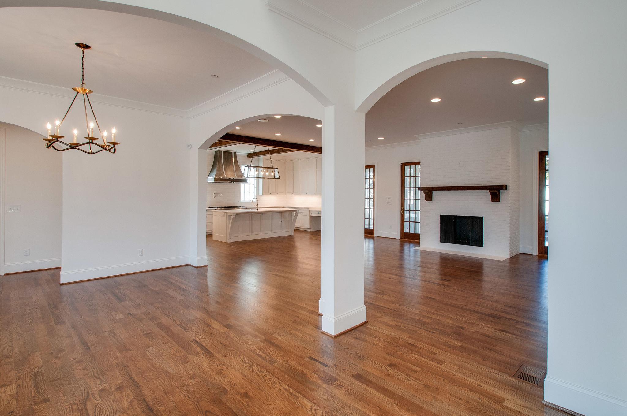 154 B Cheek Road Nashville, TN 37205 - Photo 5 of 28 Gallery Image 5