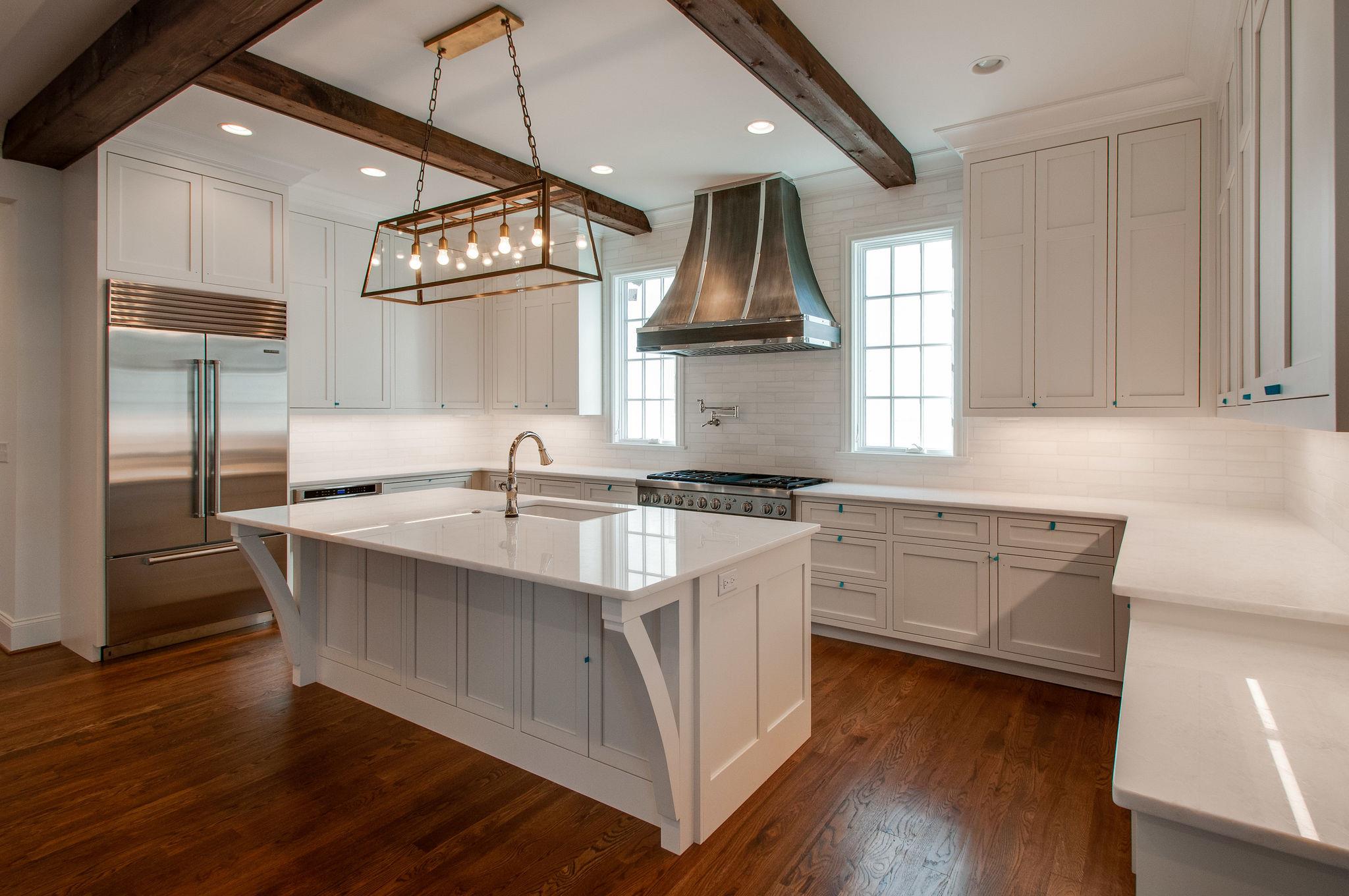 154 B Cheek Road Nashville, TN 37205 - Photo 9 of 28 Gallery Image 9