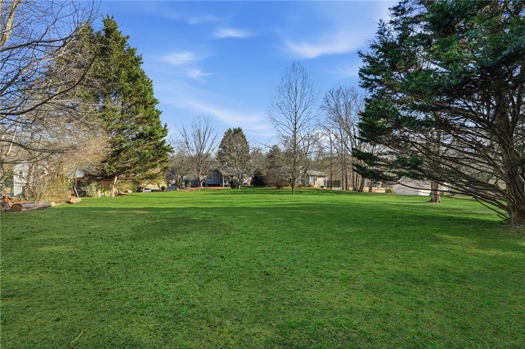 2240 McBrayer Court Cumming, GA 30028 - Photo 29 of 35 a garden view
