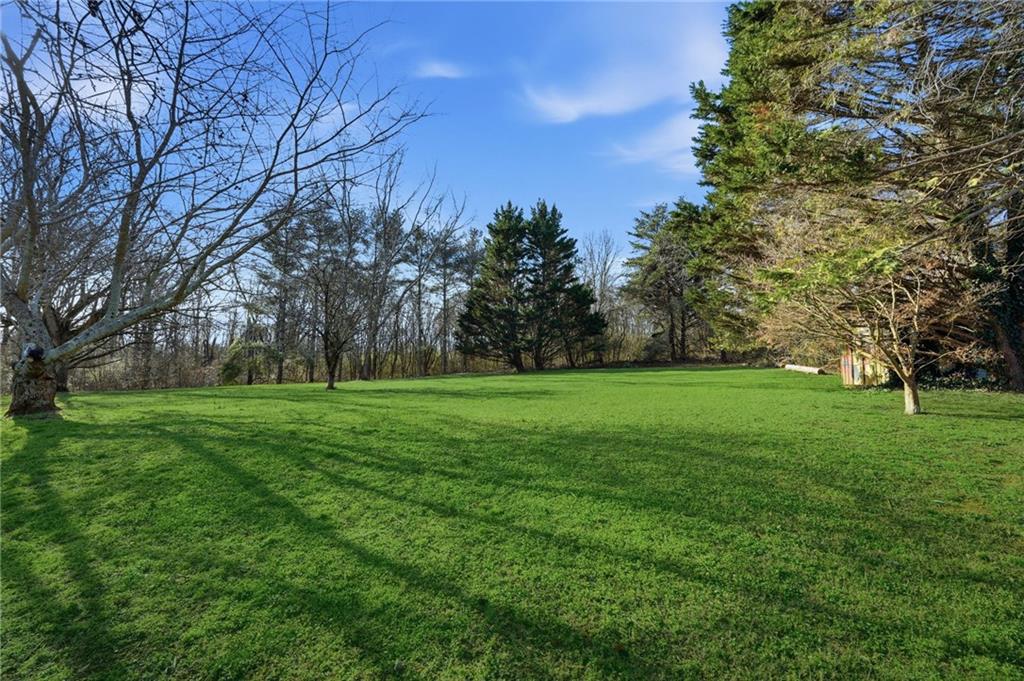 2240 McBrayer Court Cumming, GA 30028 - Photo 30 of 35 a view of yard with green space