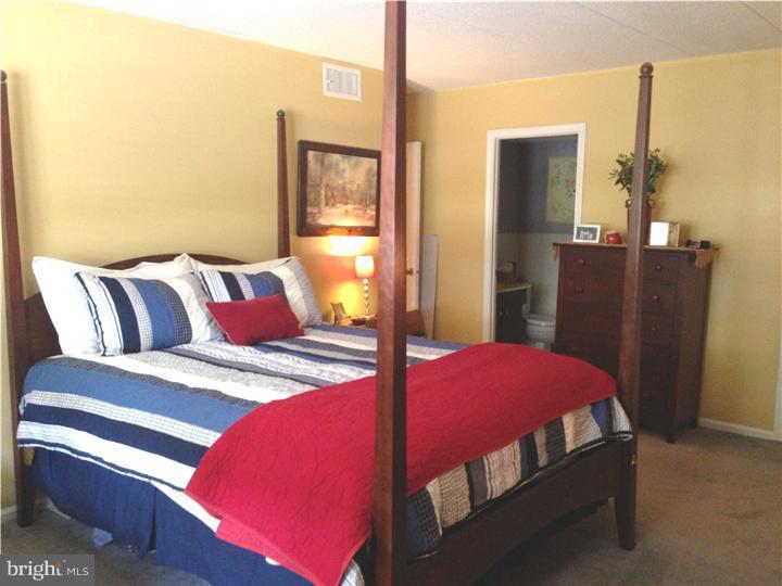 102 Llanfair Road, Unit G1 Ardmore, PA 19003 - Photo 3 of 8 Gallery Image 3