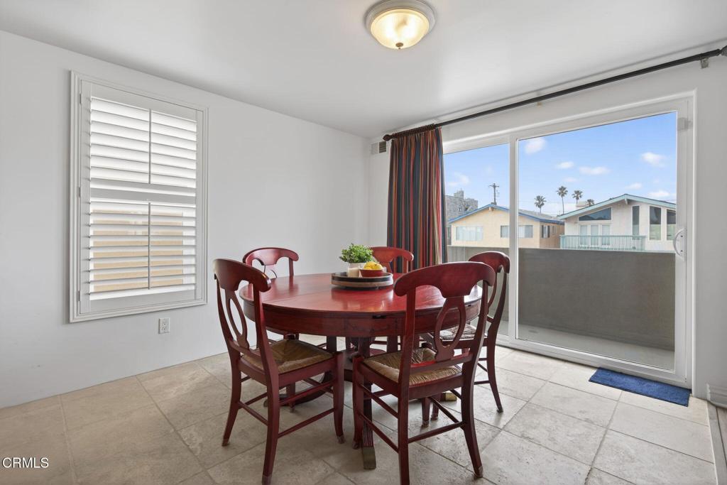 264 Hollywood Boulevard Oxnard, CA 93035 - Photo 23 of 57