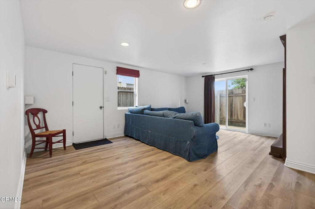 264 Hollywood Boulevard Oxnard, CA 93035 - Photo 42 of 57