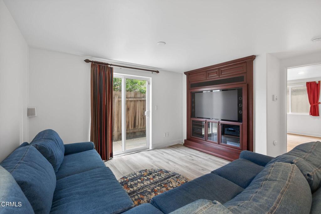 264 Hollywood Boulevard Oxnard, CA 93035 - Photo 43 of 57