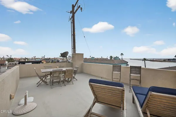 $1,899,000 | 264 Hollywood Boulevard, Oxnard, CA 93035