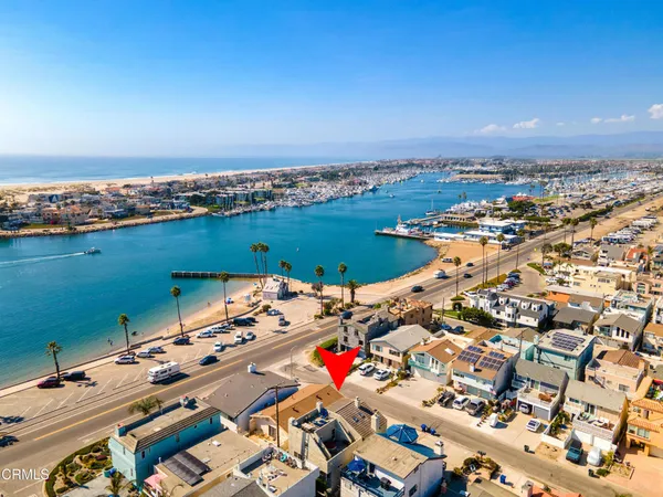 $1,899,000 | 264 Hollywood Boulevard, Oxnard, CA 93035