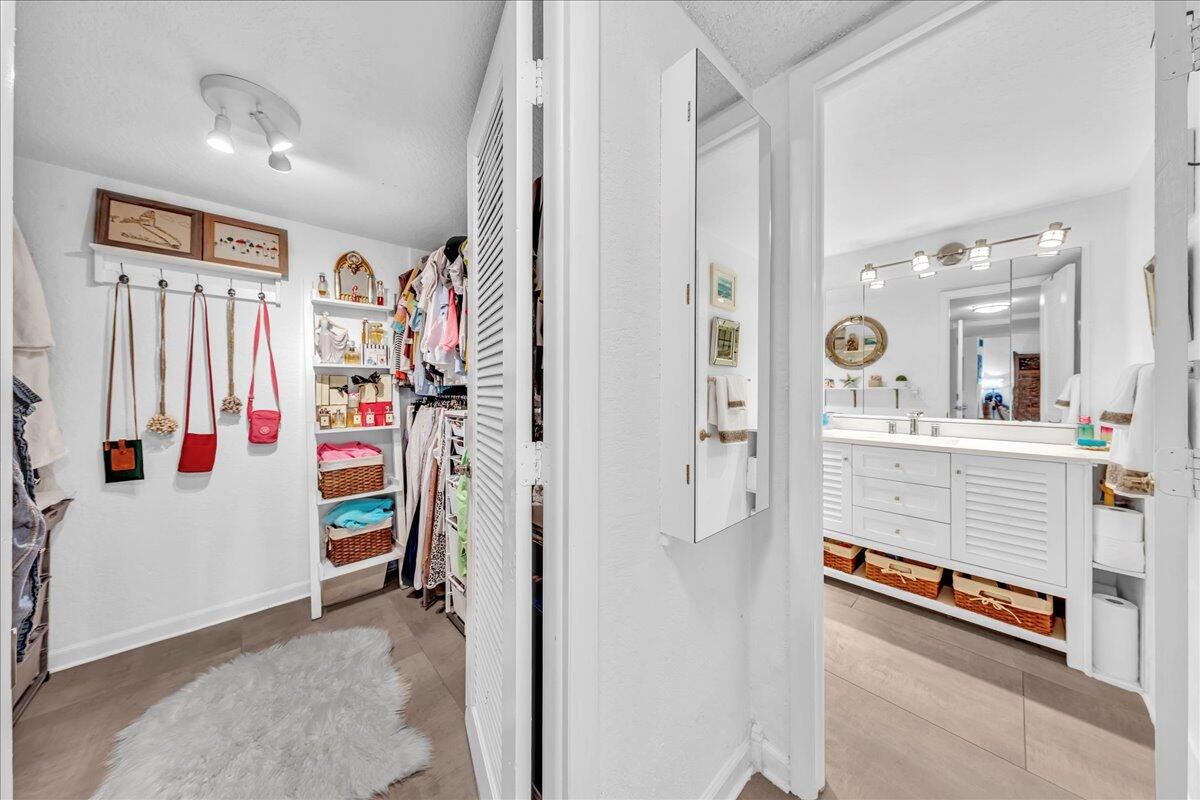 1523 East Hillsboro Boulevard, Unit 531 Deerfield Beach, FL 33441 - Photo 29 of 71 25-306A4629