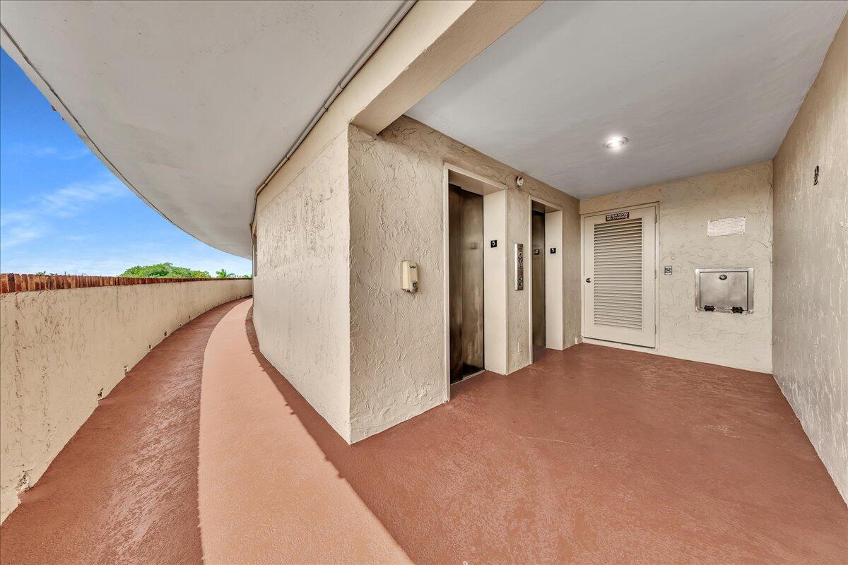 1523 East Hillsboro Boulevard, Unit 531 Deerfield Beach, FL 33441 - Photo 55 of 71 a view of a big room with closet and windows