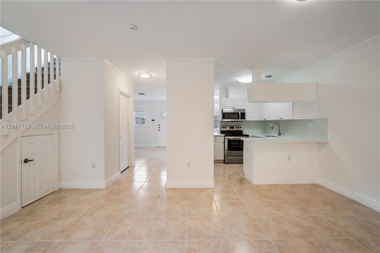 7733 Southwest 94th Lane Miami, FL 33156 - Photo 17 of 44