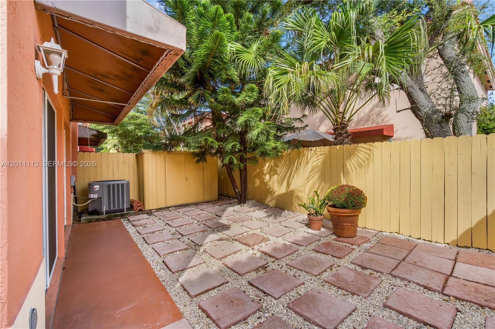 7733 Southwest 94th Lane Miami, FL 33156 - Photo 35 of 44
