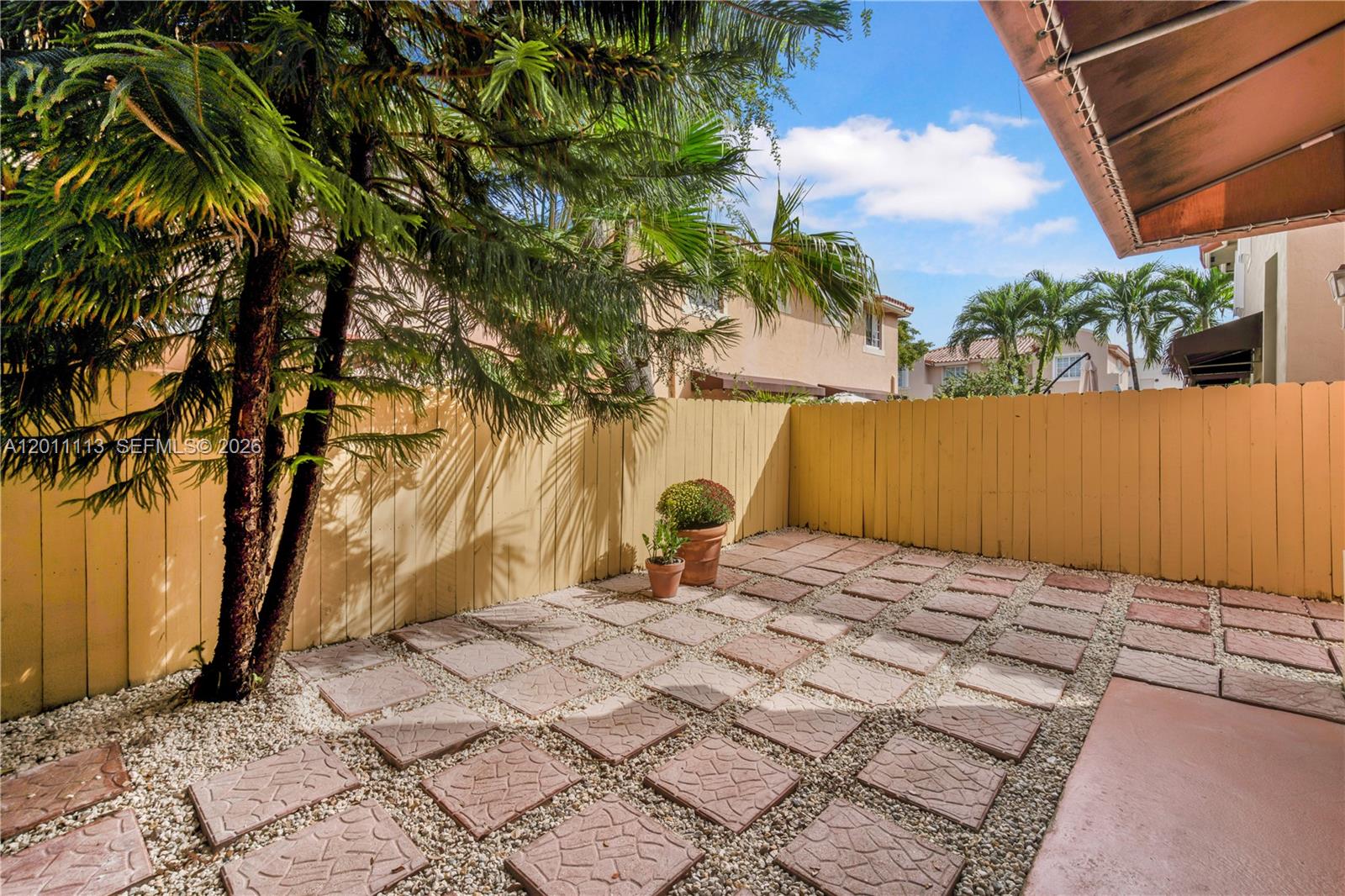 7733 Southwest 94th Lane Miami, FL 33156 - Photo 38 of 44