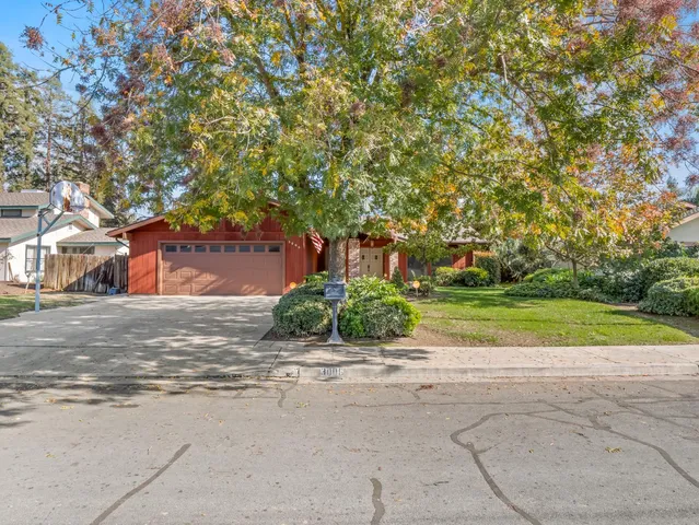 $449,000 | 3006 South Vintage Street, Visalia, CA 93277