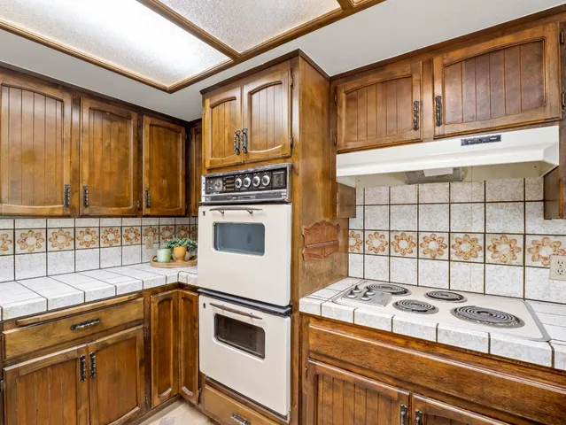 $449,000 | 3006 South Vintage Street, Visalia, CA 93277