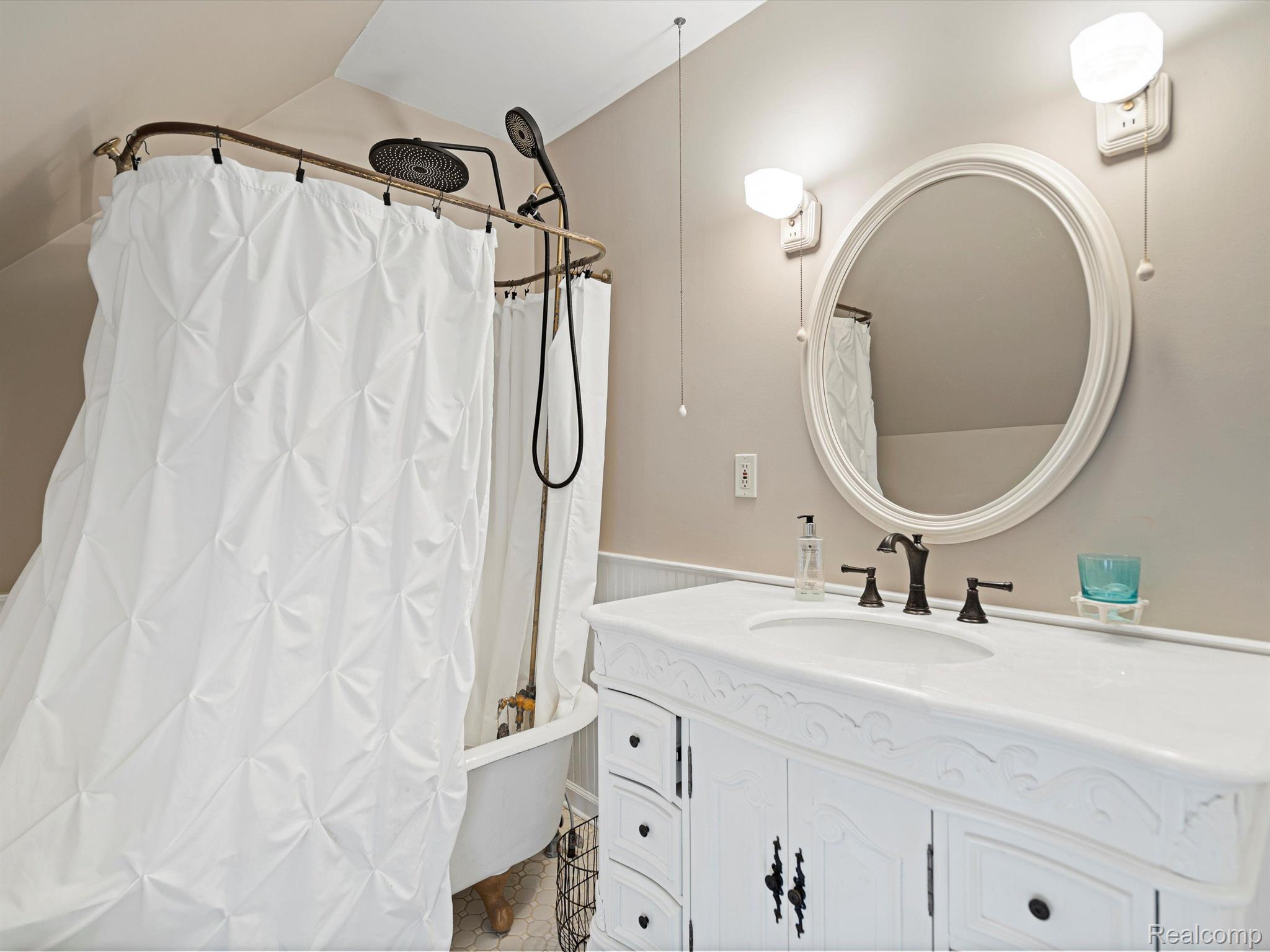 202 Minot Street Romeo, MI 48065 - Photo 24 of 37 Gallery Image 24