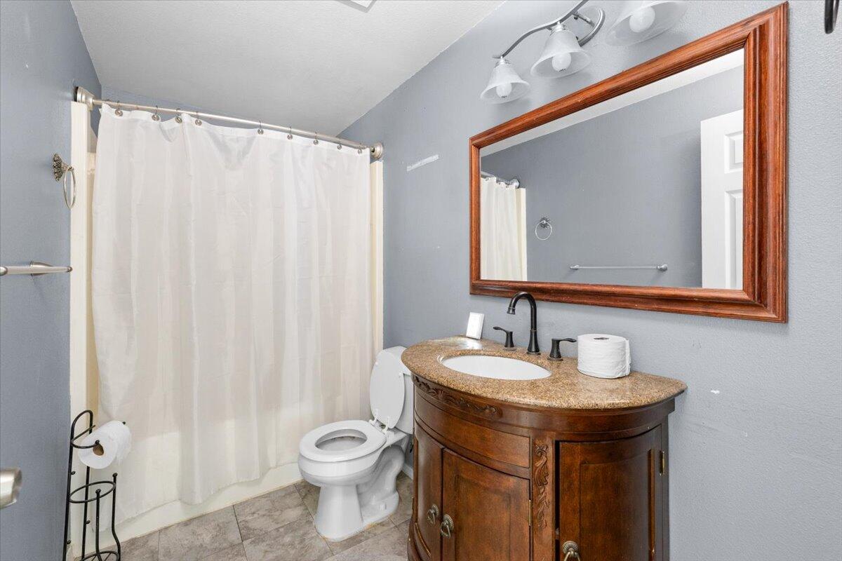 1312 Thomas Road Medford, OR 97501 - Photo 21 of 25 17-CI_9970