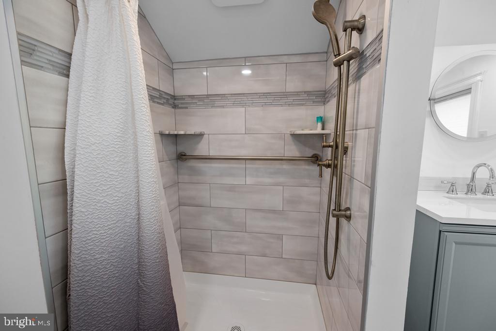 146 Rose Lane Springfield, PA 19064 - Photo 17 of 28 Gallery Image 17