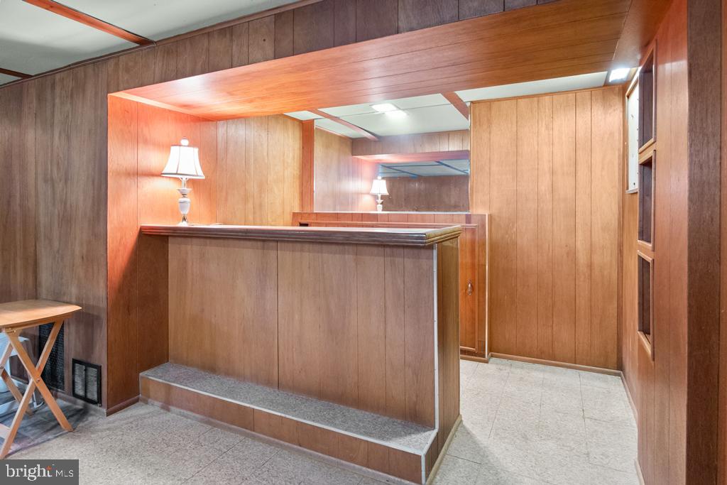 146 Rose Lane Springfield, PA 19064 - Photo 19 of 28 Gallery Image 19