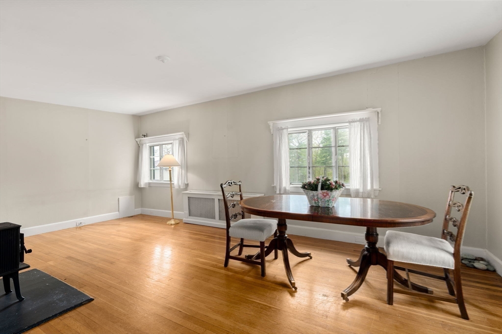 73 Forest Street Manchester, MA 01944 - Photo 33 of 41